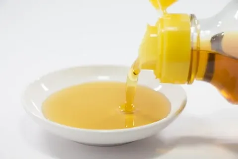 تصویر 2 از روغن کنجد اصل و ارگانیک ویژه رستوران‌ ها و آشپزخانه‌ ها